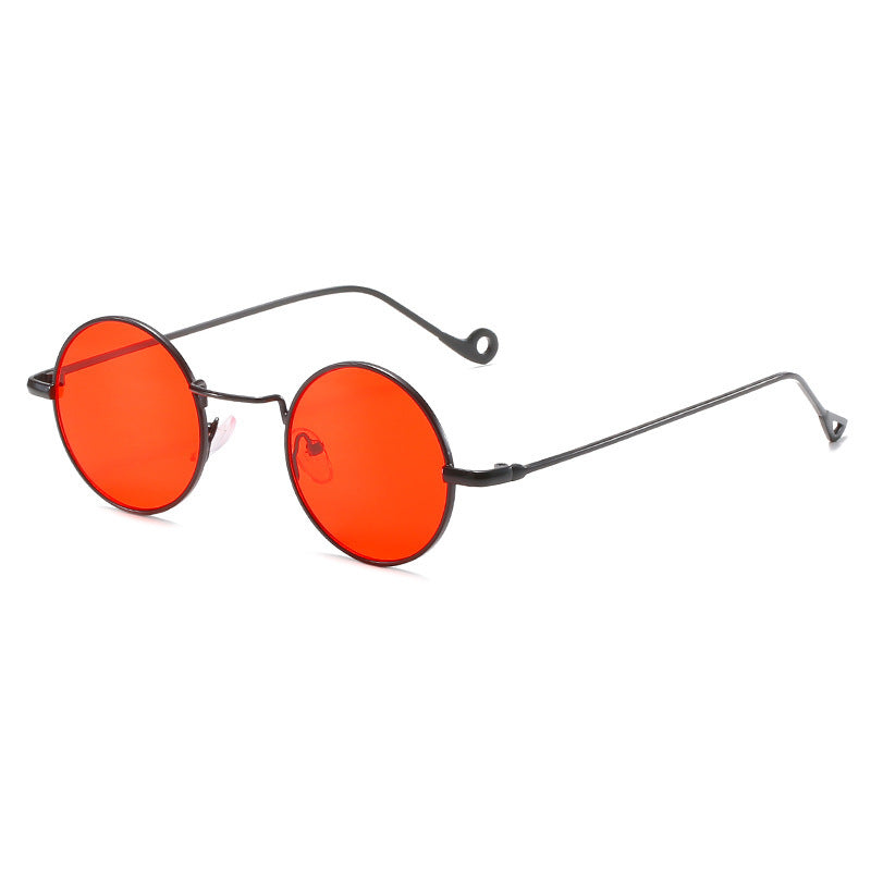 Retro round gothic sunglasses from Plush Fashion Hub featuring steampunk style with metal frames and dark tinted lenses.