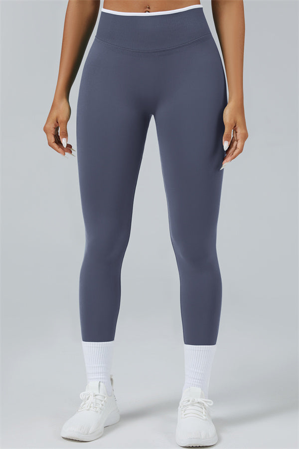 Fitglutes Activewear long sleeve crop top and leggings 2-piece set, stylish gymwear with fitted, comfortable athletic clothing for women.