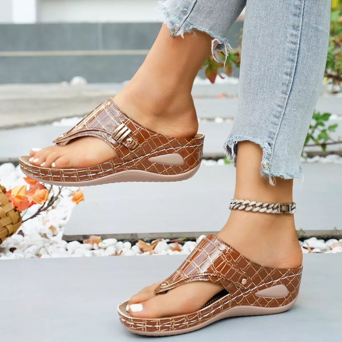 Shopimist toe post wedge sandals featuring a stylish design with comfortable straps and a sturdy wedge heel.