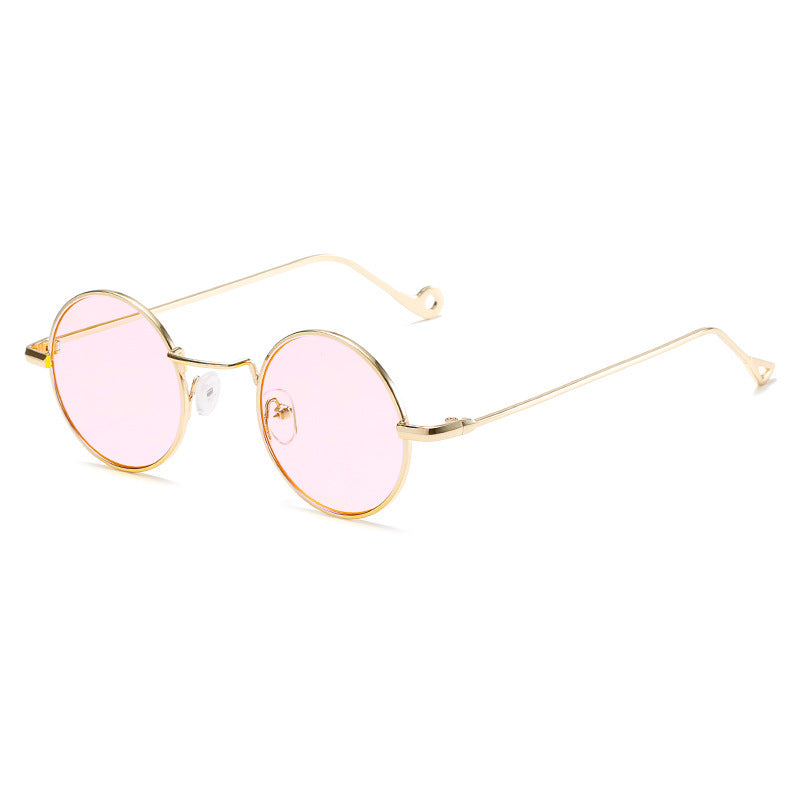 Retro round gothic steampunk sunglasses by Plush Fashion Hub with metal frames and vintage-inspired design.