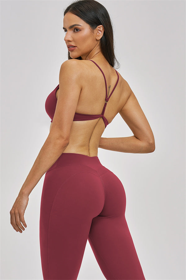 Fitglutes Activewear Zenith sports bra and leggings 2-piece set, black athletic gymwear for women, stylish workout clothes.