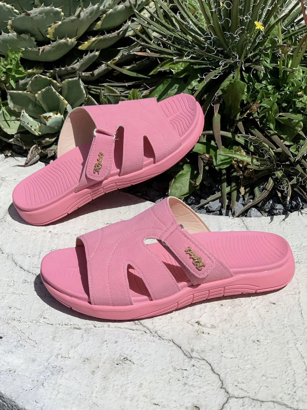 Women's casual faux leather cut-out platform slide sandals with chunky soles and open toe design by Trendsi.