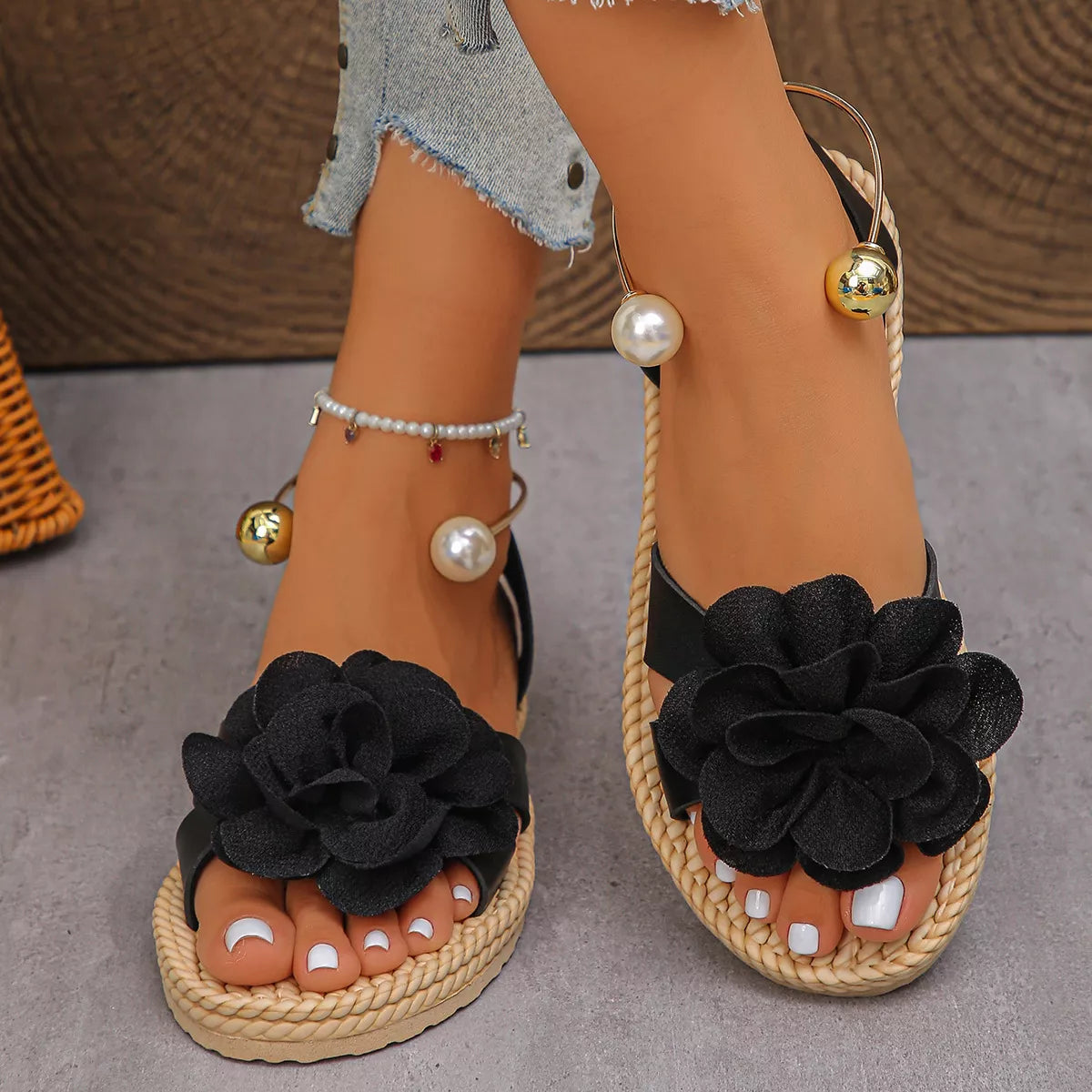 Shopimist flower open toe sandals with floral design, featuring a stylish open-toe style and comfortable slip-on fit.