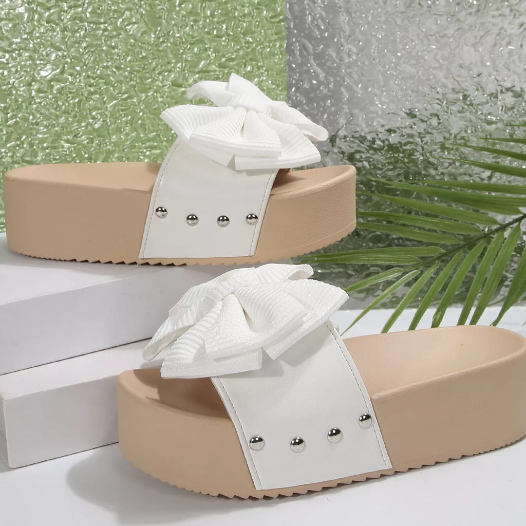 Women's chic bow decor platform sandals by Trendsi, featuring comfortable flat walking shoes with stylish bow detail and open toe design.