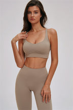 Fitglutes Activewear Kinetic cross-back sports bra and leggings 2-piece set, stylish gymwear for workout and active fitness.