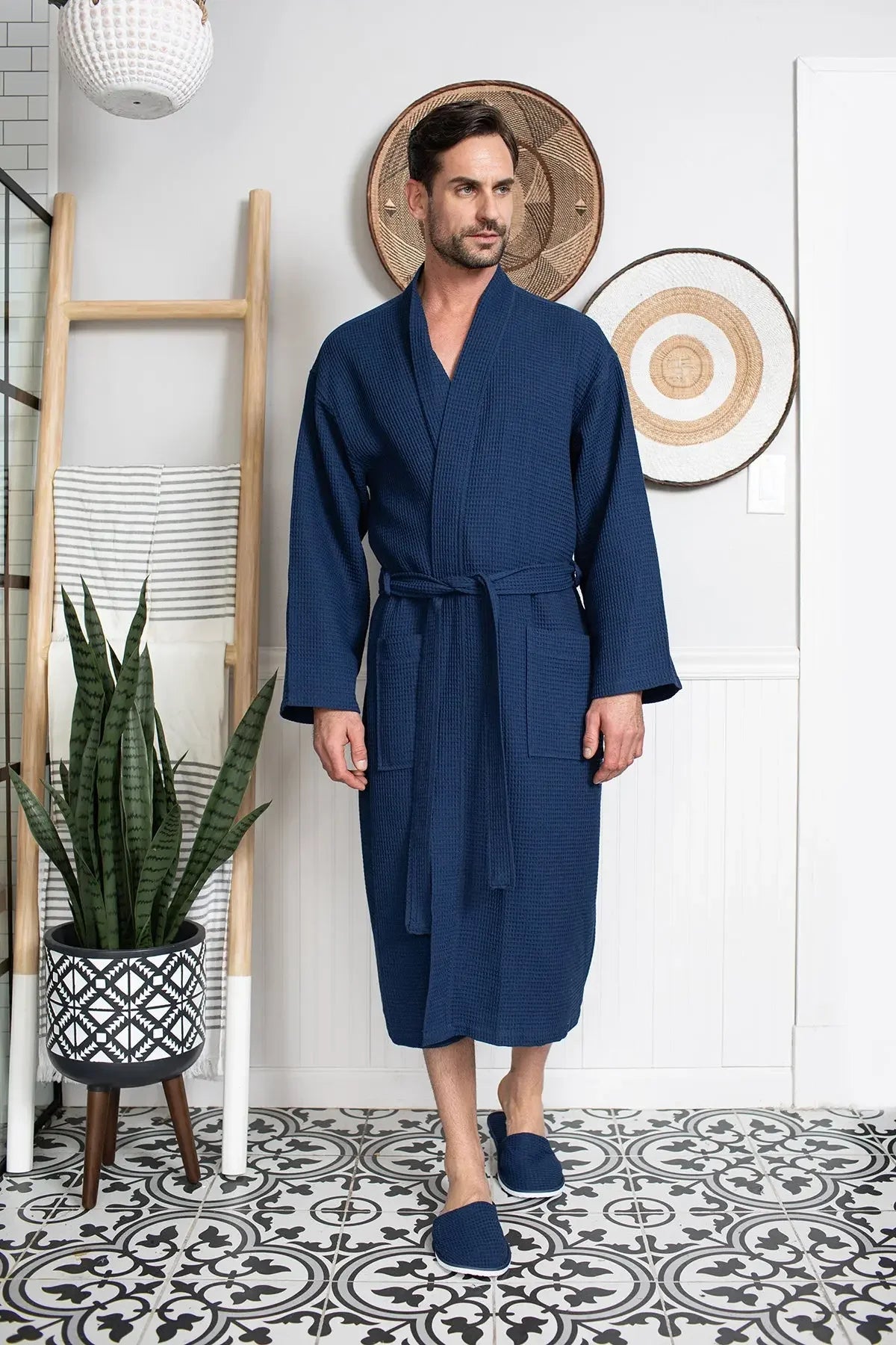 Absorbent, lightweight men's waffle spa bathrobe made of cotton, featuring a plush texture and comfortable fit.