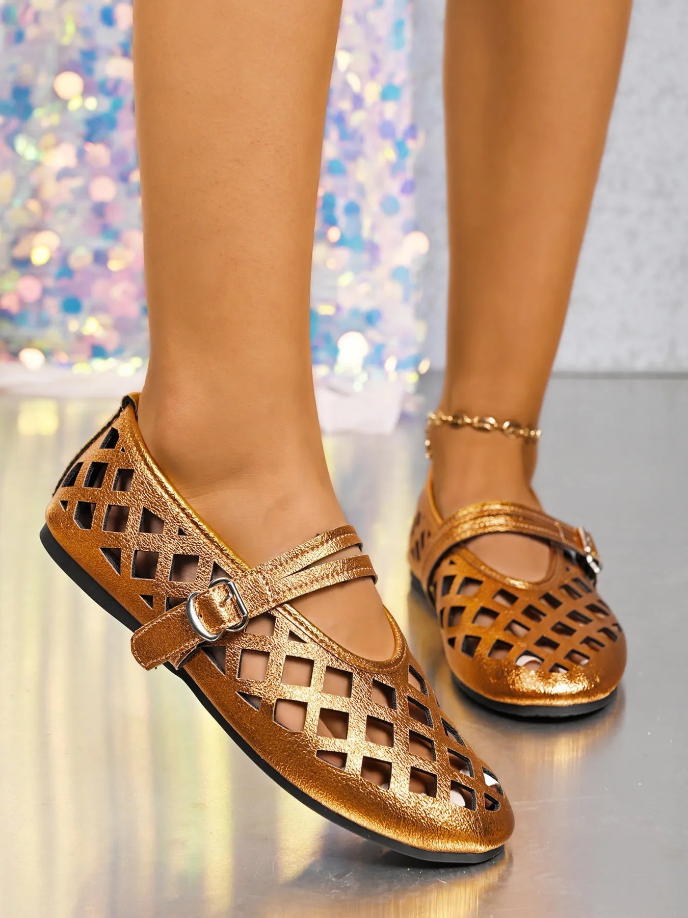 Women's vegan leather flat sandals with cutout design and round toe, comfortable everyday shoes from Trendsi.
