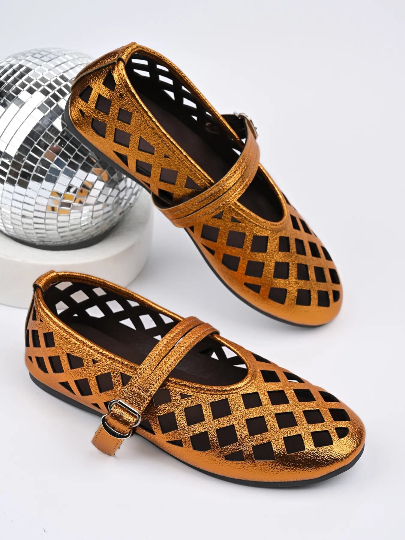Women's vegan leather flat sandals with cutout design and round toe, comfortable everyday shoes by Trendsi.