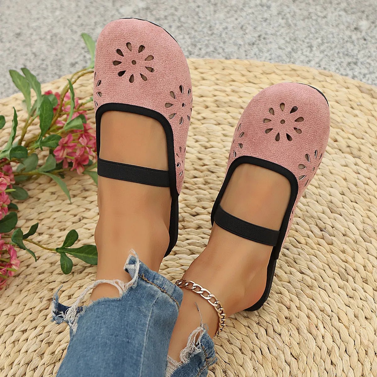 Women's slip-on flats with cutout design and round toe in premium PU leather, stylish and comfortable footwear by Trendsi.