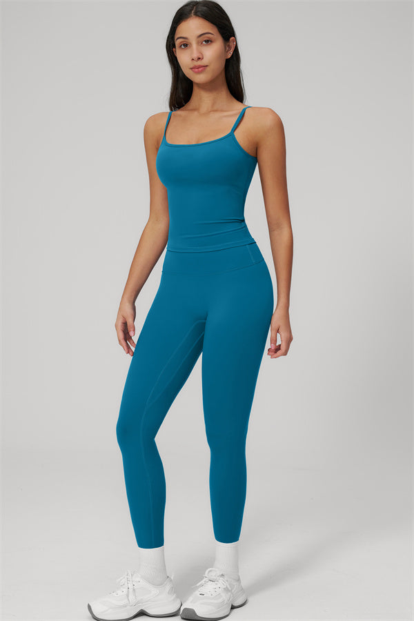Fitglutes activewear Rapture tank top and leggings 2-piece set, black gymwear with supportive sportswear for workouts and fitness.