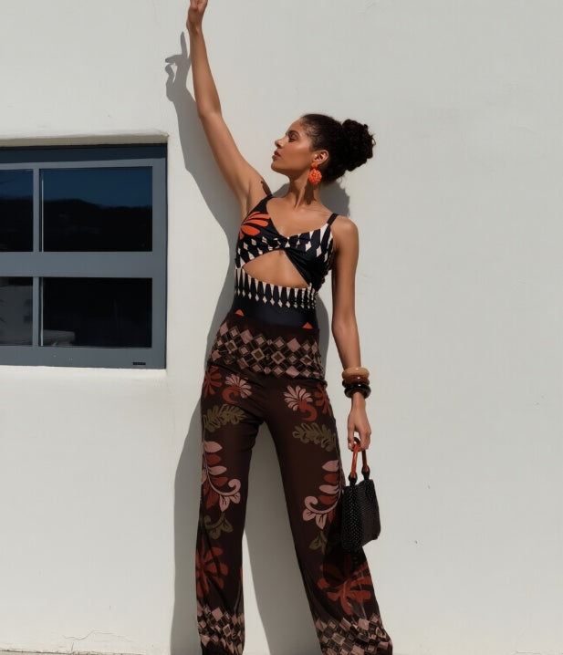 Women's FitiqueFit 2-piece swimsuit set with sleeveless top and wide-leg pants, perfect for stylish beachwear.