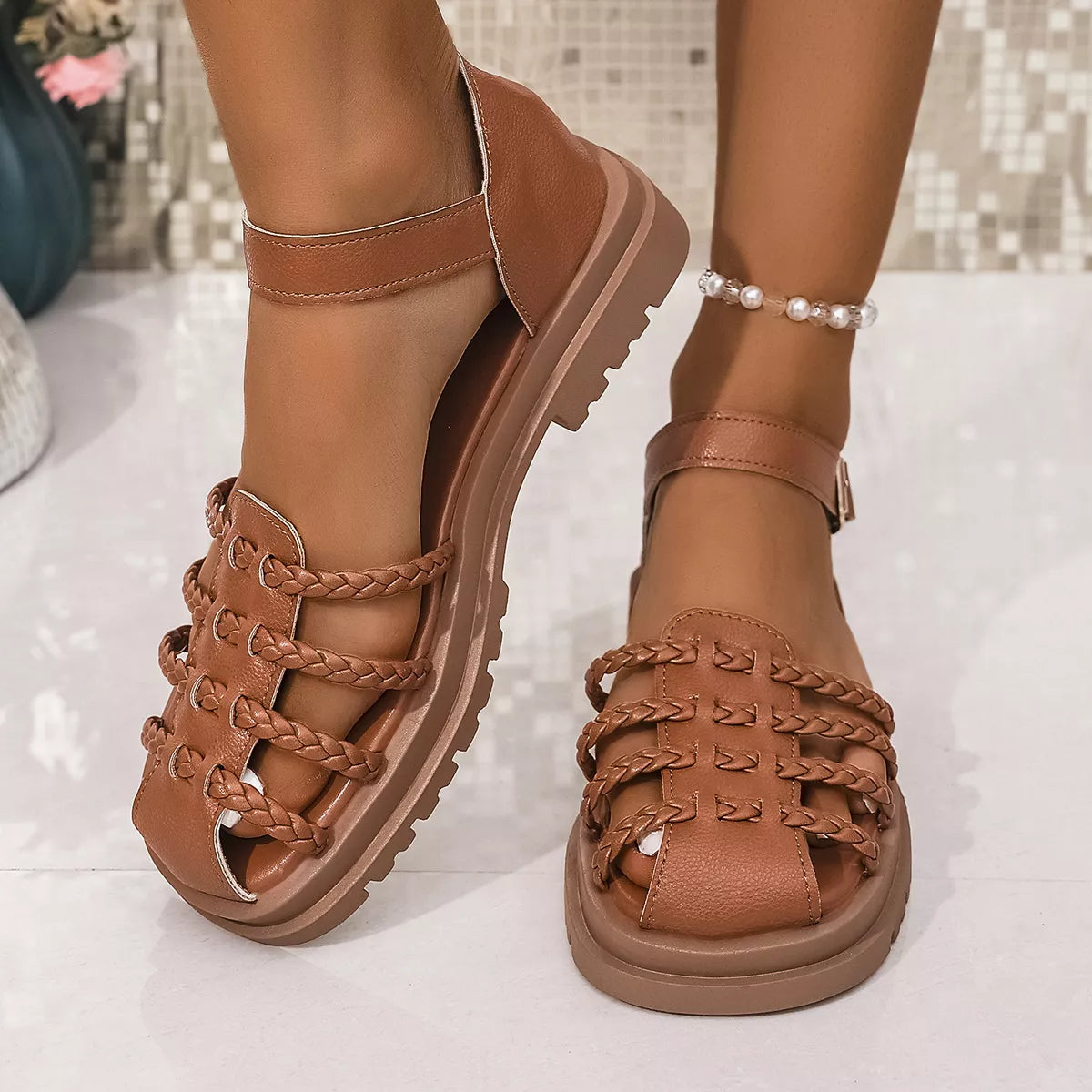 Shopimist round toe platform sandals with chunky heel and stylish design, perfect for casual summer wear.