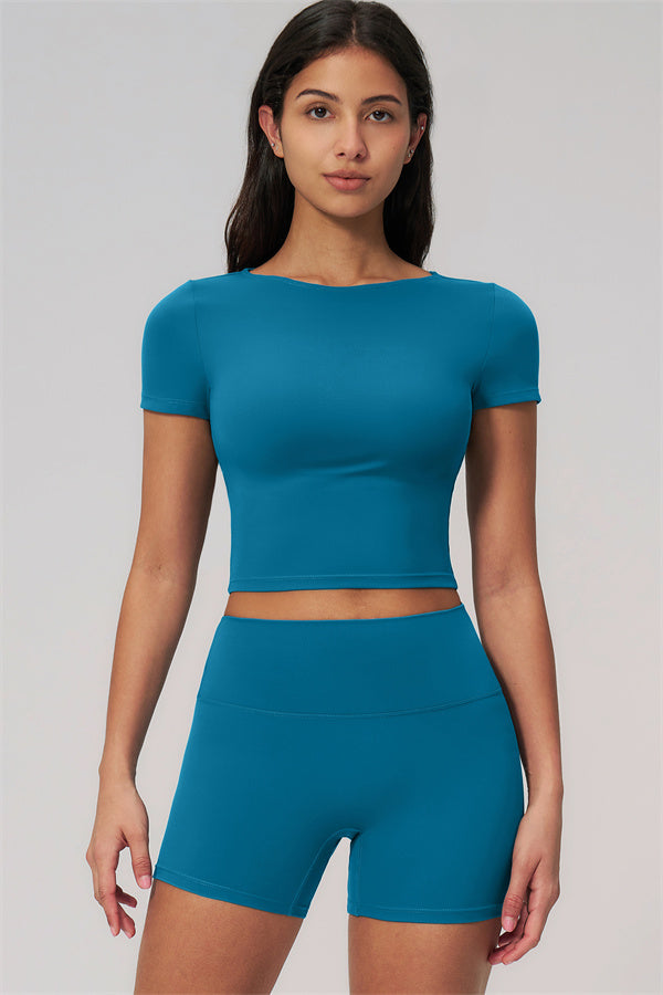 Fitglutes Activewear The Rapture T-shirt and shorts 2-piece set, sporty gymwear and workout clothes for active fitness routines.