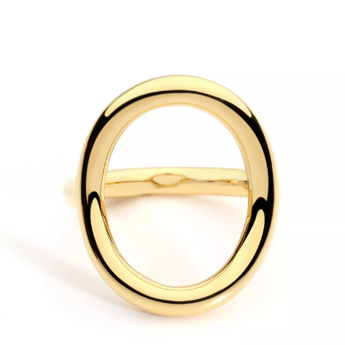 18K gold-plated copper round ring with polished finish, showcasing a sleek and elegant jewelry design.