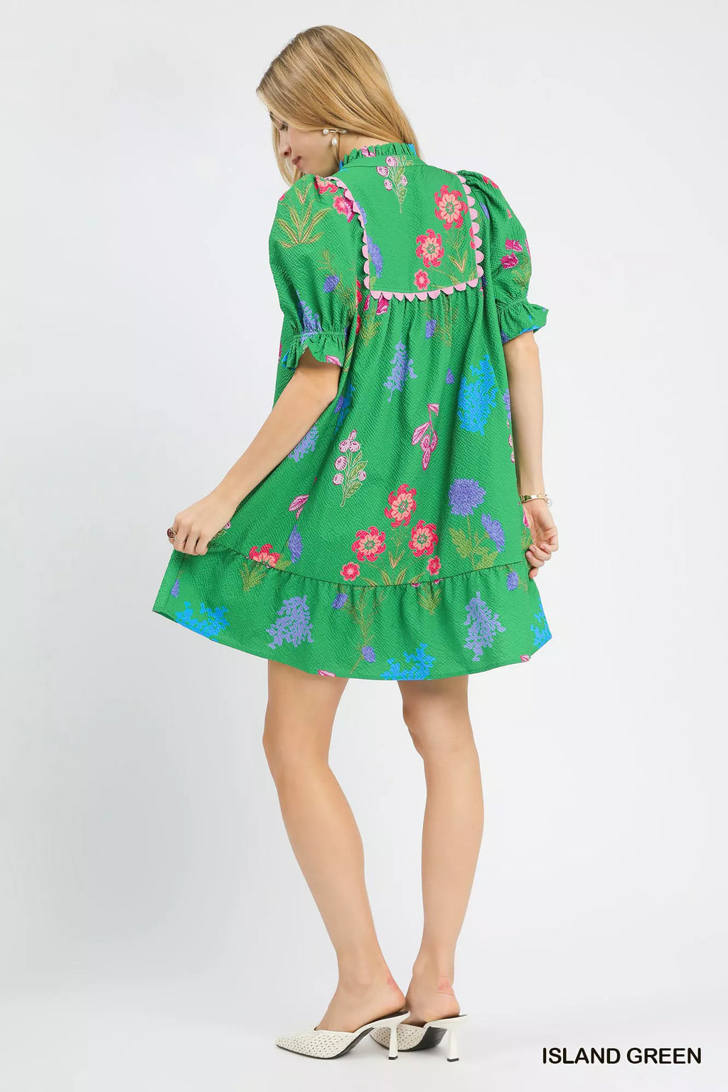 Umgee multi-flower print V-neck dress with short sleeves, flowing fabric, perfect for casual or summer wear.