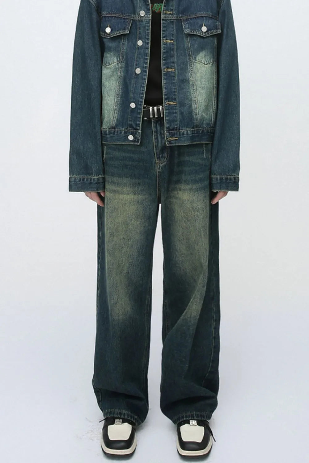 Plush Fashion Hub baggy denim jeans with multiple pockets, relaxed fit, and classic blue denim fabric.