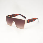Square metal frame sunglasses from Plush Fashion Hub featuring a trendy hip-hop European style eyewear.