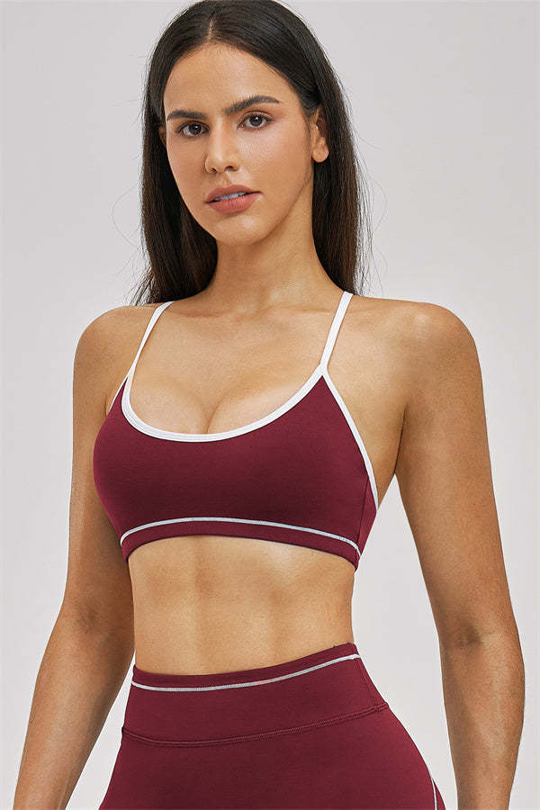 Fitglutes Activewear sports bra and shorts 2-piece set, stretchy gymwear designed for workouts and active sports.