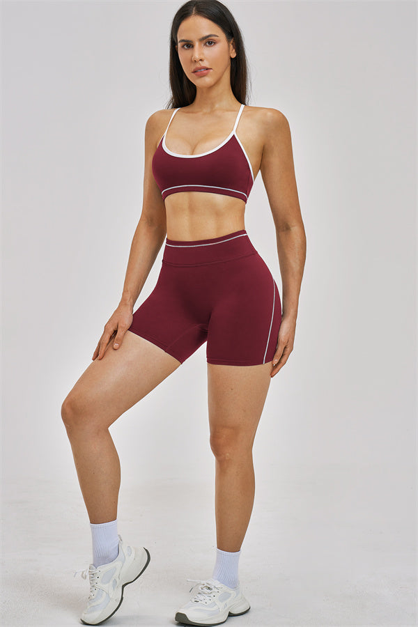 Fitglutes Activewear sports bra and shorts 2-piece set, gymwear and workout clothes, with breathable fabric and athletic fit.
