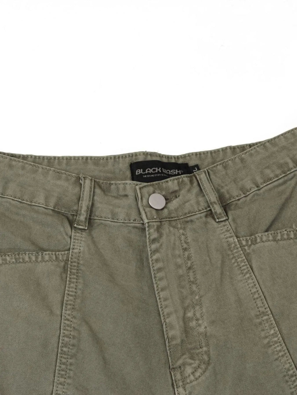 Men's wide-leg cargo jeans by Trendsi, showing relaxed fit with multiple utility pockets and sturdy denim fabric.