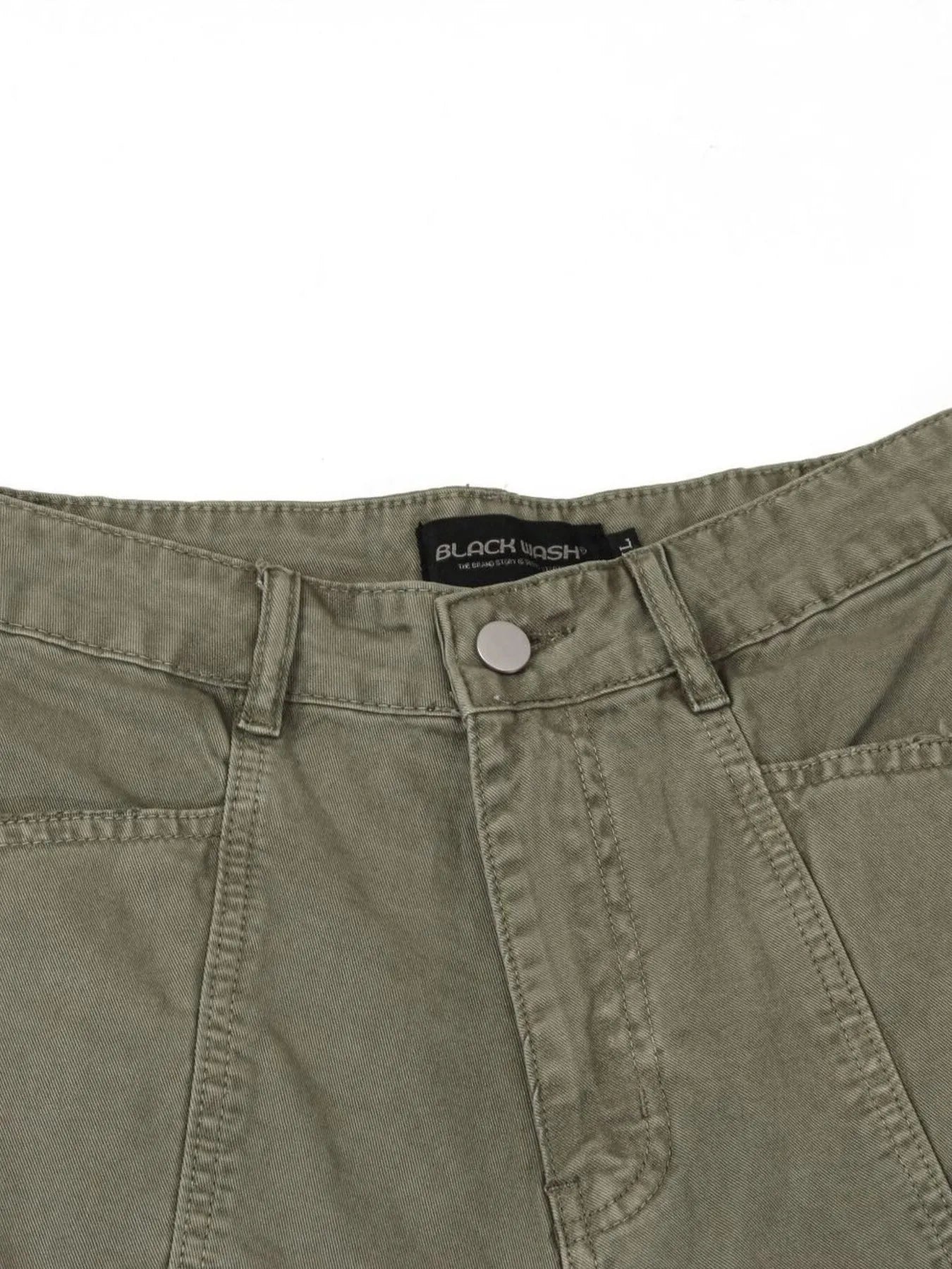 Men's wide-leg cargo jeans by Trendsi, showing relaxed fit with multiple utility pockets and sturdy denim fabric.