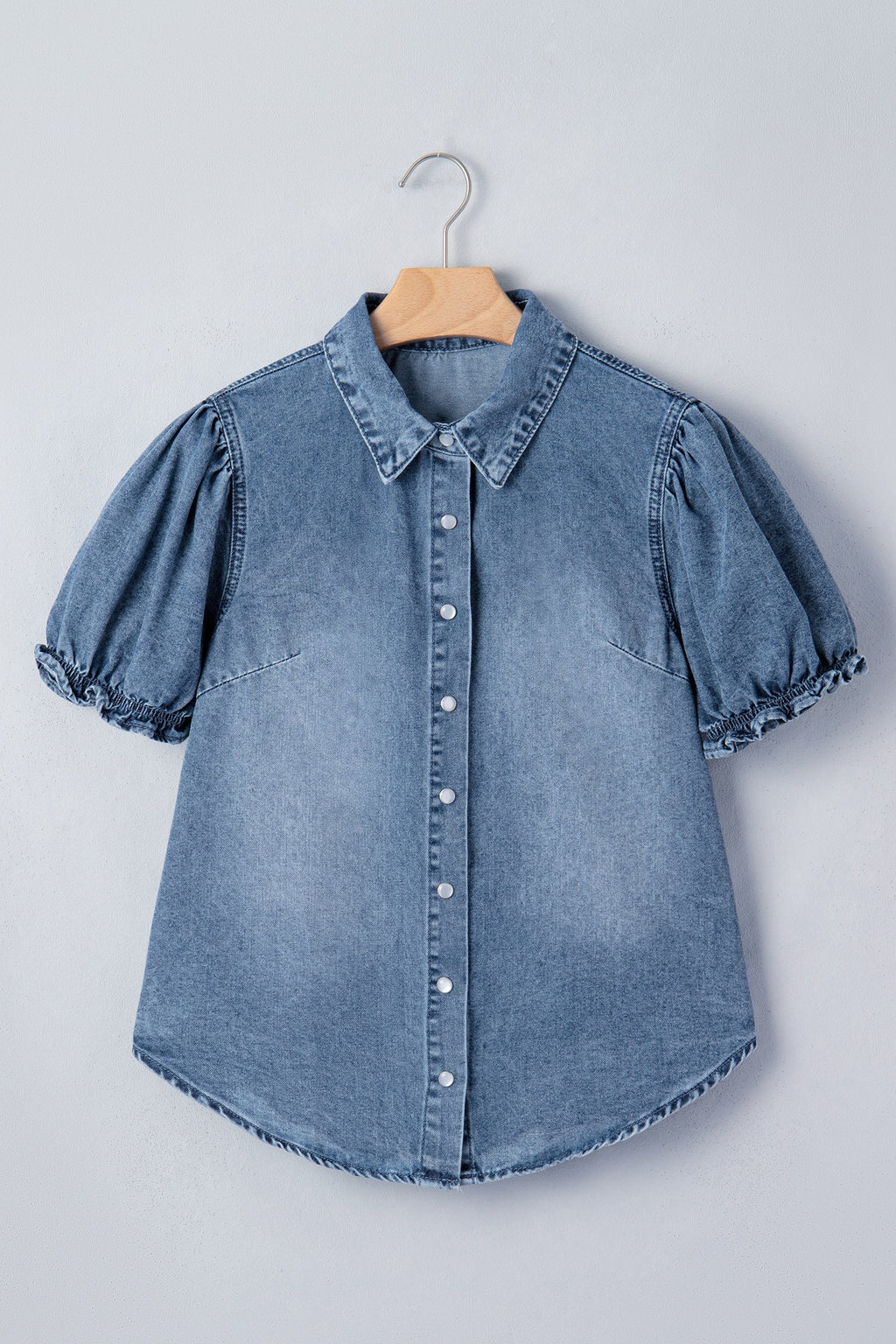 Ariana short sleeve snap shirt from Threaded Pear, lightweight blouse with snap front closure and casual fit, in a soft fabric.