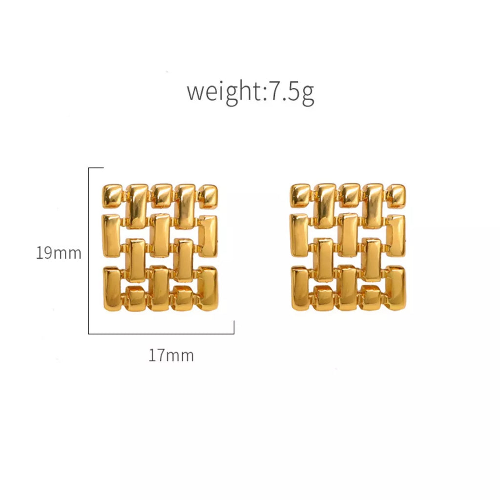 18K gold-plated geometric stud earrings with modern angular design, crafted by Shopimist for a sleek, stylish look.