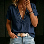 Women's FitiqueFit linen V-neck short-sleeve loose-fit shirt, lightweight and breathable top with relaxed fit and casual style.