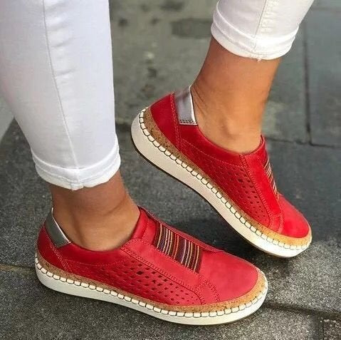 Large size casual canvas shoes for women, European and American style loafers by Plush Fashion Hub, shown in black with white soles.