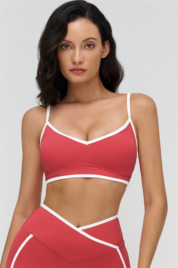 Fitglutes Activewear sports bra and leggings set featuring contrast design, ideal for gym workouts and activewear routines.