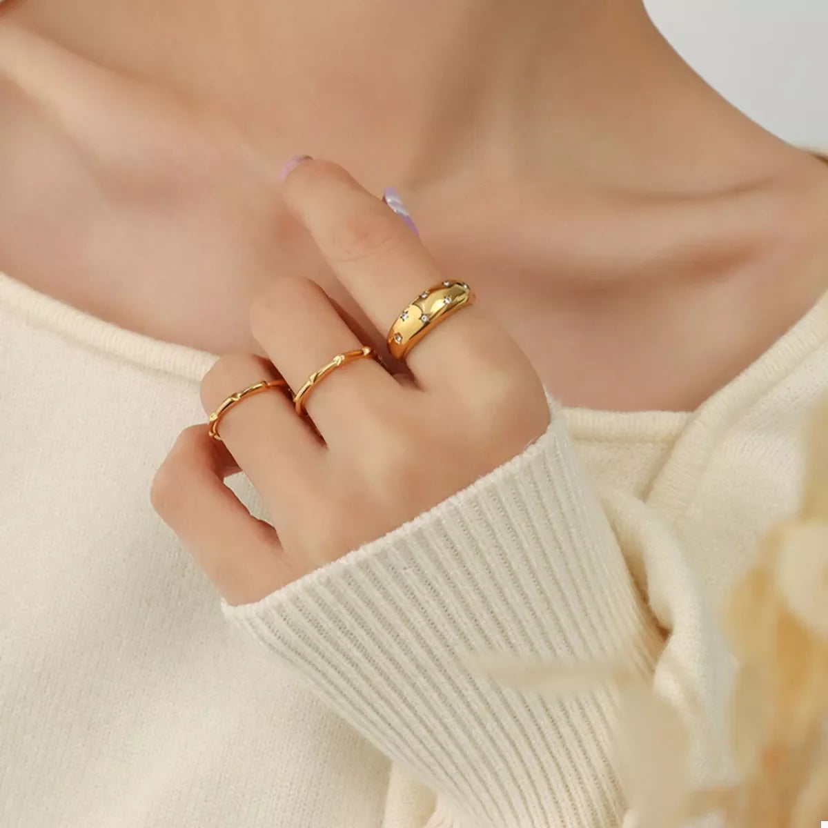 18K gold-plated zircon ring featuring sparkling stones, elegant jewelry piece from Plush Fashion Hub.