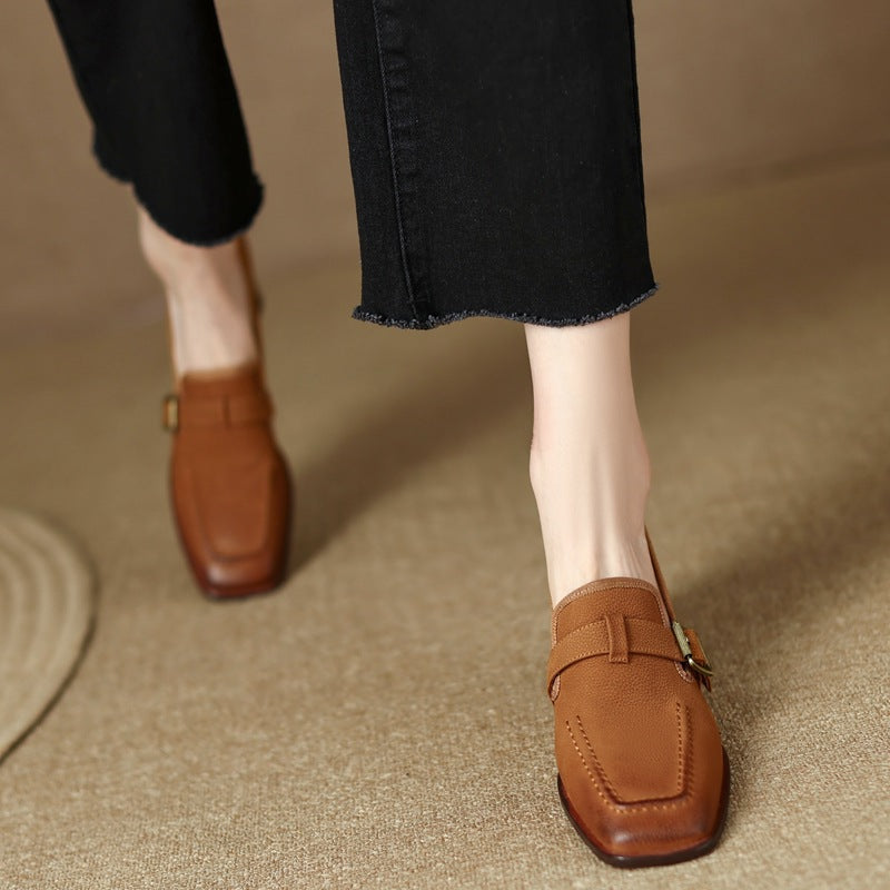 Women's retro British style chunky heel leather shoes with round toe, ideal for commuting, by Plush Fashion Hub.