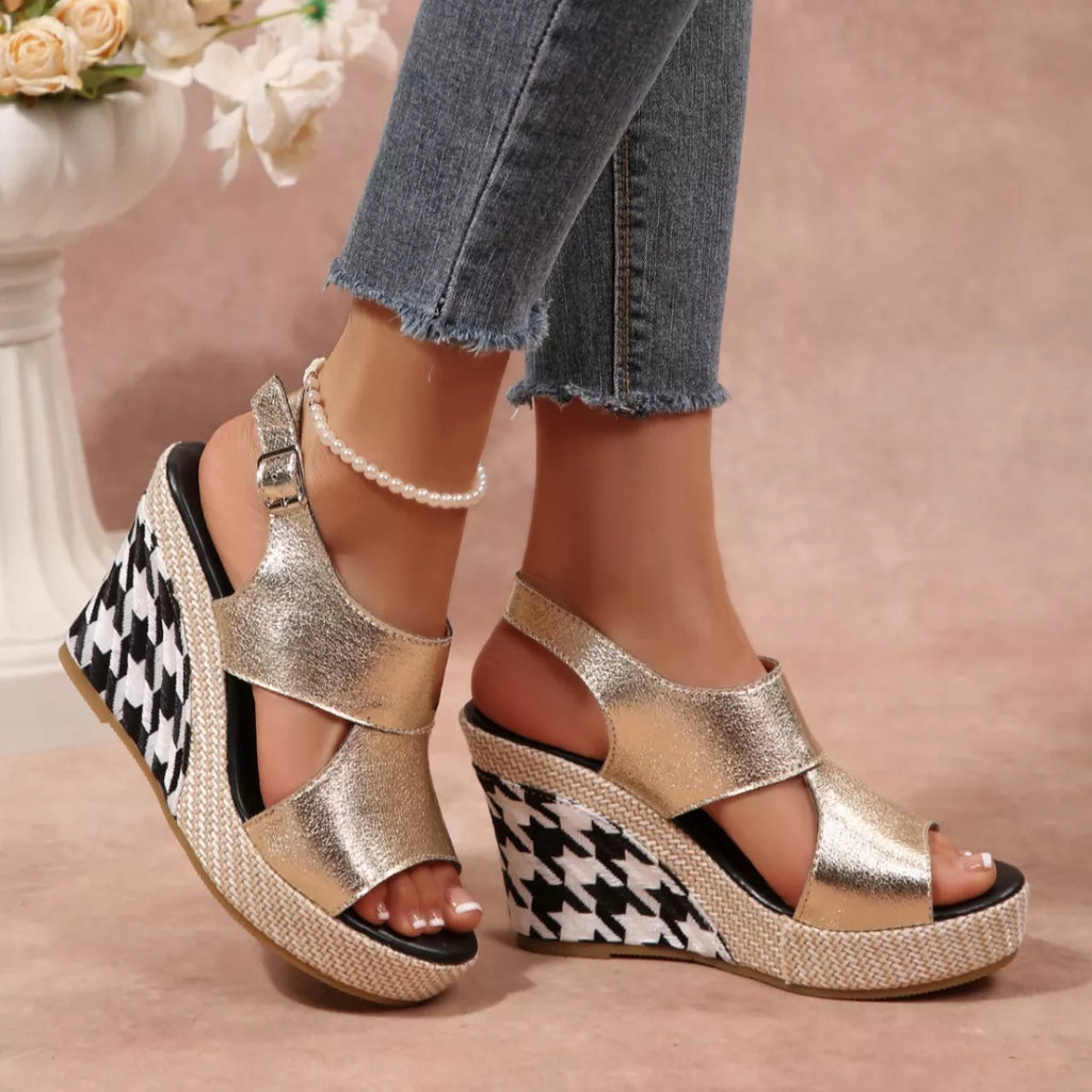 Shopimist open toe wedge sandals with a stylish design and comfortable platform, perfect for casual summer wear.