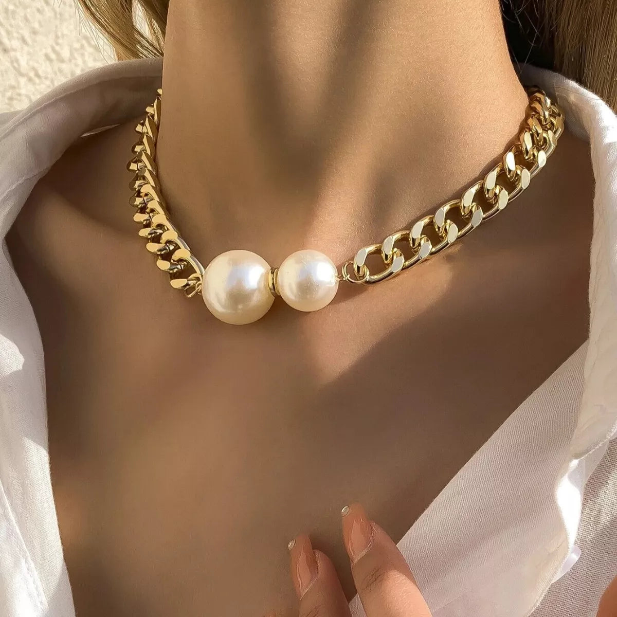 18K gold-plated pearl necklace with lustrous white pearls and delicate chain, elegant jewelry accessory.
