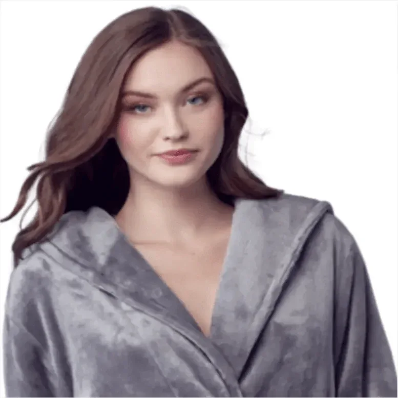 Women’s Plush Hooded Robe - Spa-Worthy Comfort at Home - Plush Fashion Hub