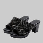 Women rhinestone platform high heels with thick heels, trendy high-heeled sandals for women, stylish and sparkling footwear.