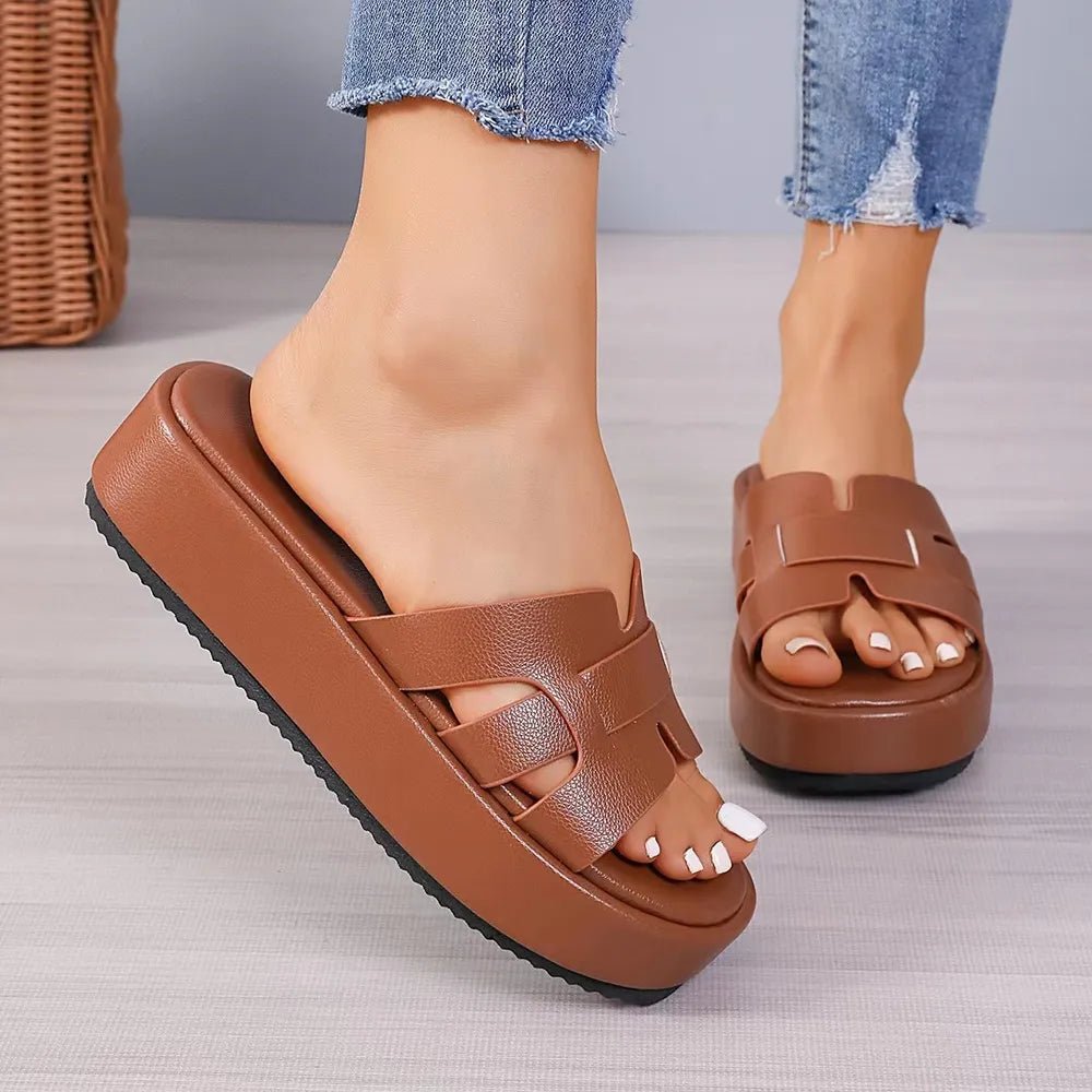 Women's open toe platform flat sandals with comfortable PU leather straps, casual style, trendy footwear by Trendsi.