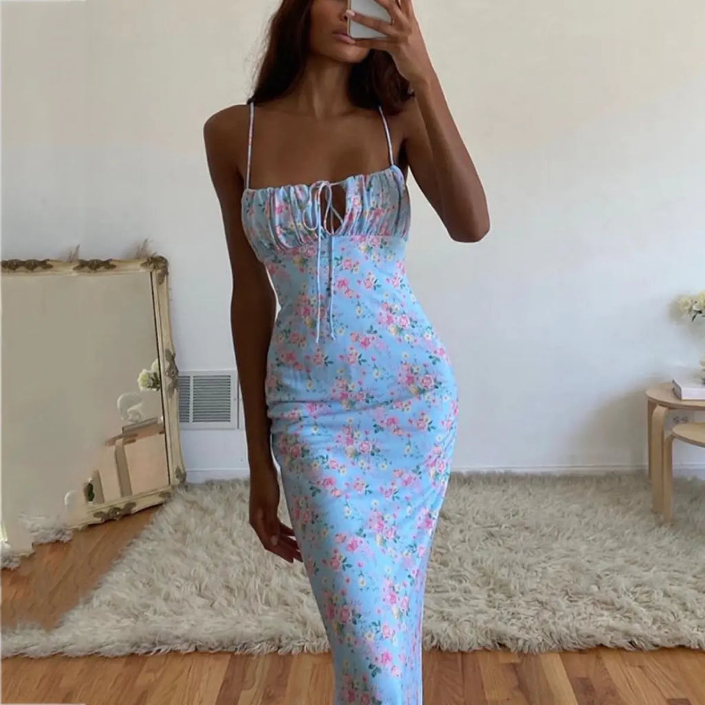 Elegant floral pleated maxi dress for women, trendy evening dress with a flattering silhouette from Trendy Attic Store01.