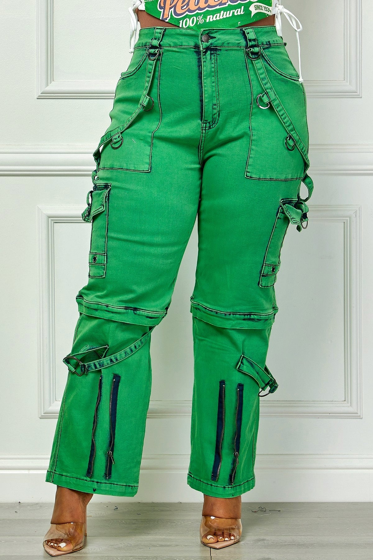 Plus size green denim cargo pants by Fasheabe, casual bottoms with multiple pockets and a relaxed fit.