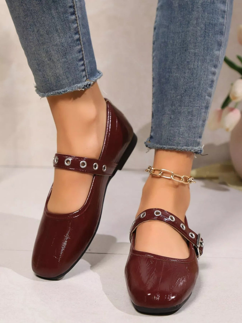 Classic round toe Mary Jane loafers in premium PU leather, stylish shoe with a comfortable fit and timeless design.