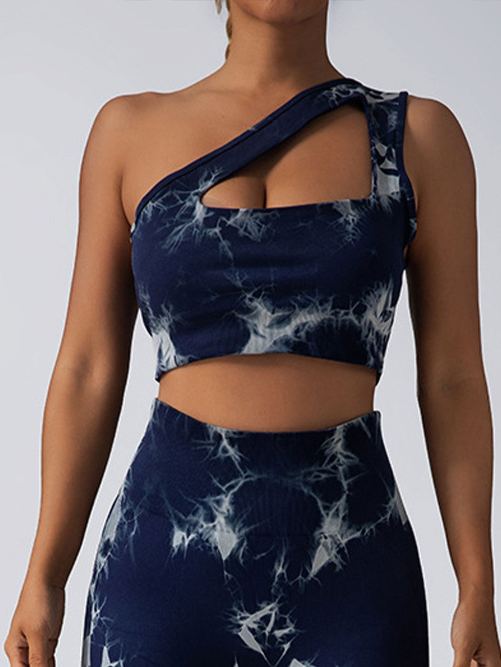 Seamless one-shoulder bra and scrunch high-waisted leggings set from Plush Fashion Hub, ideal for activewear and yoga workouts.