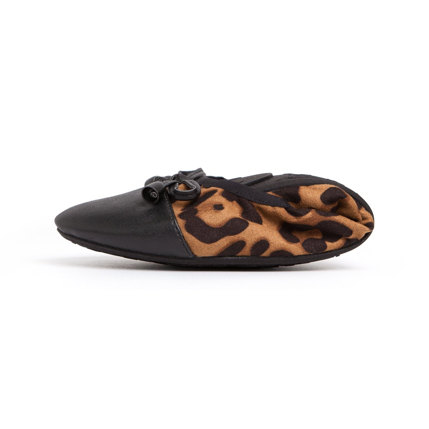 Premium Leopard Flats shoes by Plush Fashion Hub featuring stylish leopard print and comfortable flats for everyday wear.