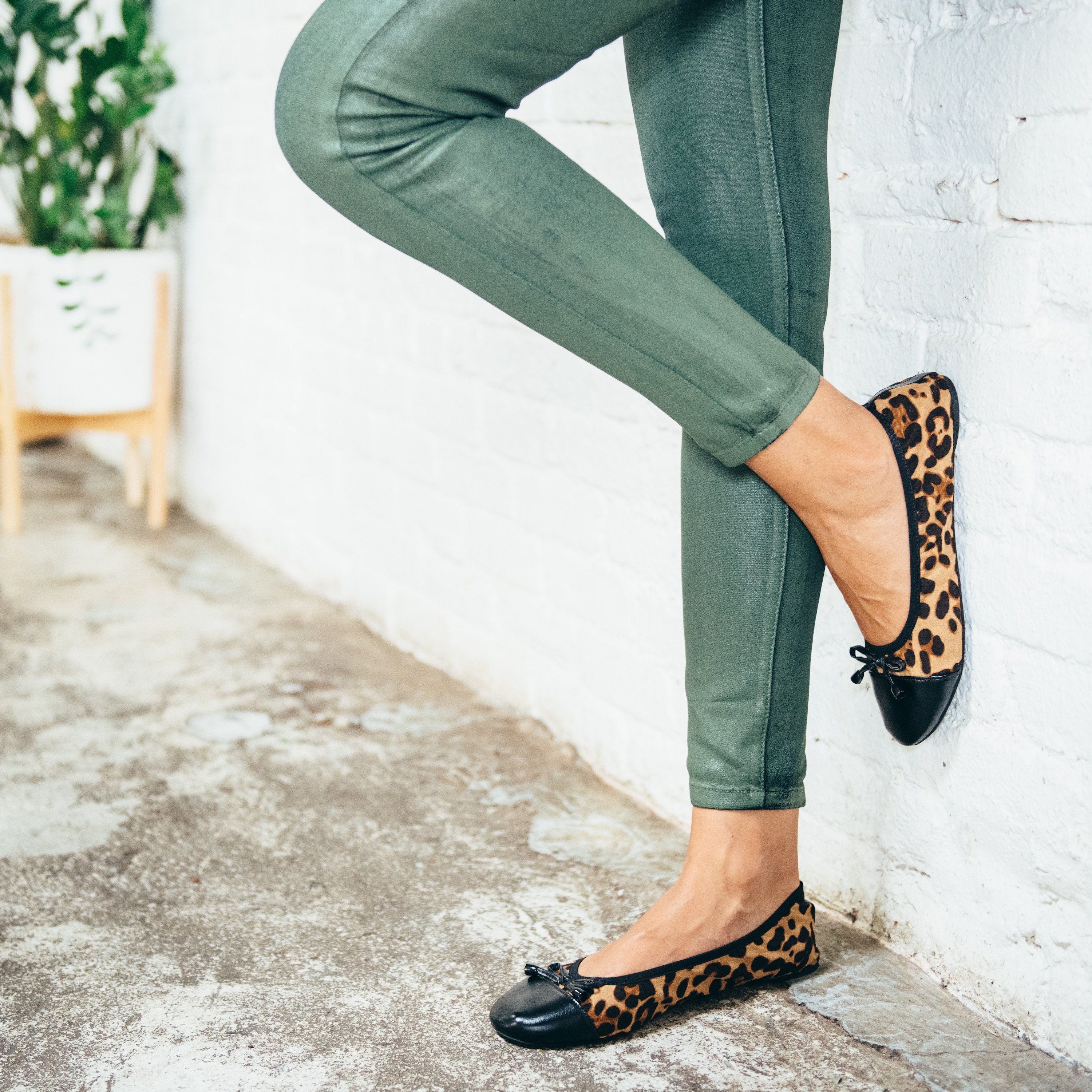 Plush Fashion Hub premium leopard flats shoes with pointed toes and stylish animal print design, perfect for casual or dressy wear.
