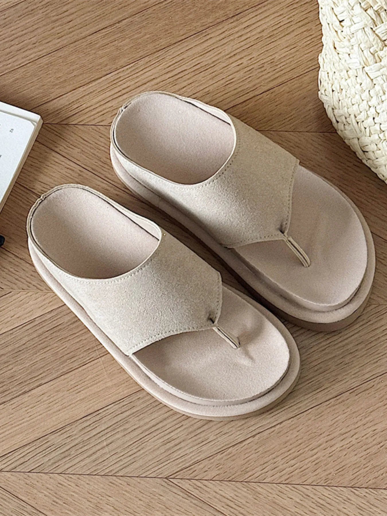 Women's lightweight toe post platform flat sandals by Trendsi, featuring a comfortable design and summer-ready style.