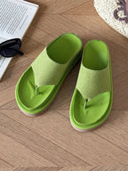 Women's lightweight toe-post platform sandals from Trendsi with flat soles, perfect for summer casual wear.