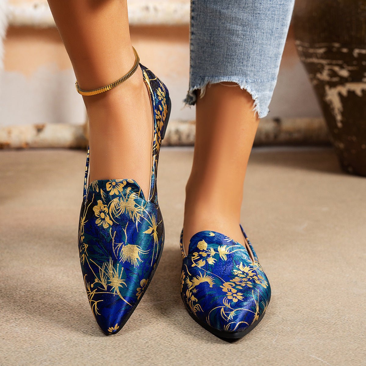 Women’s pointed-toe thin flats by Plush Fashion Hub, casual everyday footwear, showcasing sleek, slip-on flat shoes for women.