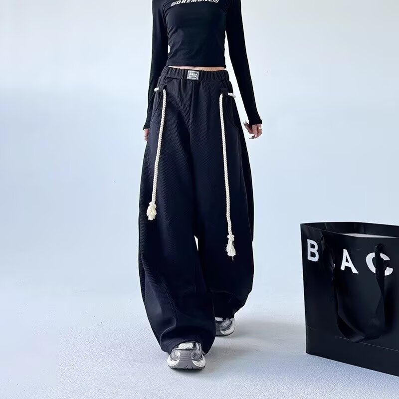 Women’s retro loose fit sweatpants from Plush Fashion Hub, casualwear with a relaxed, comfortable style and vintage-inspired design.