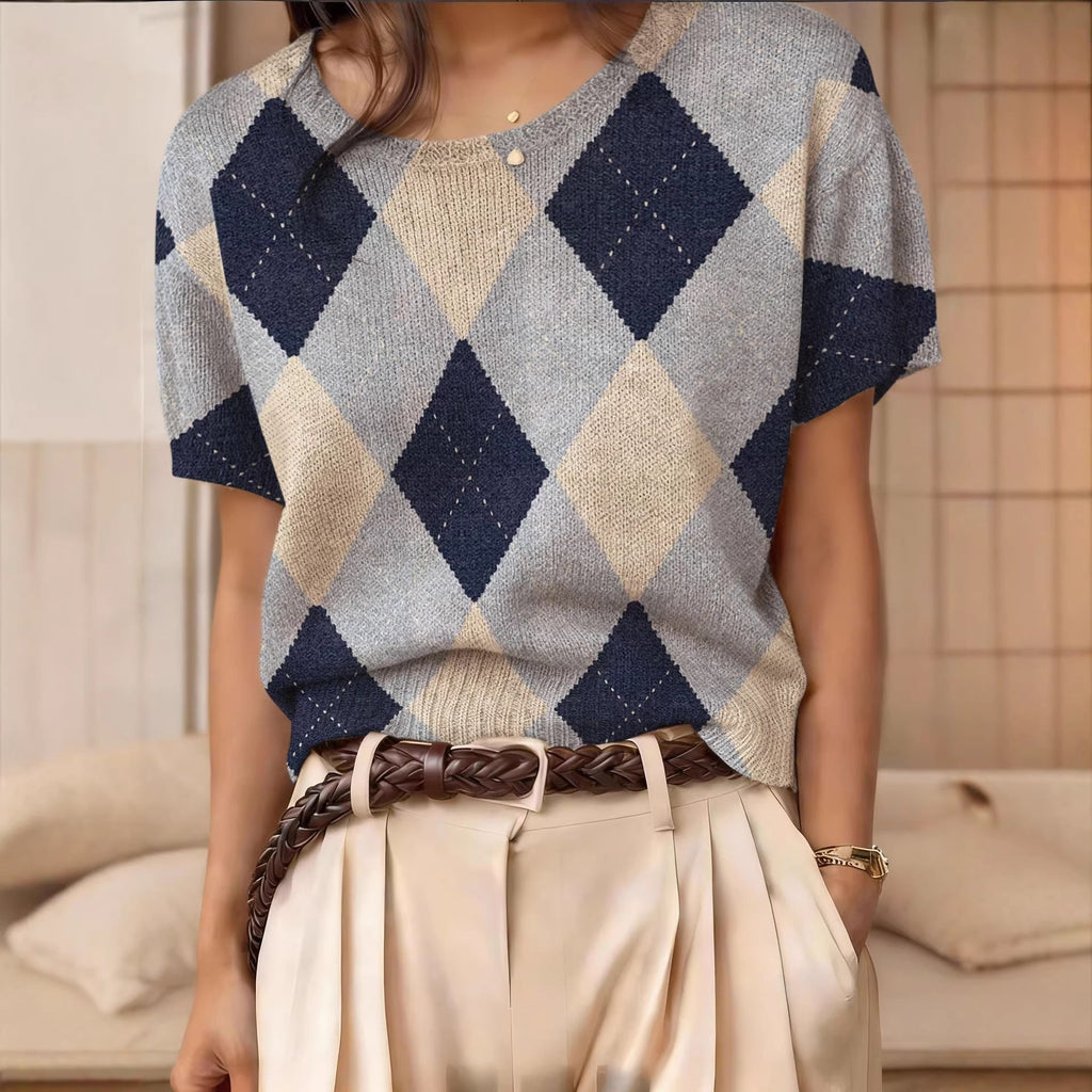 Women's retro short-sleeve jacquard knit top from Plush Fashion Hub, showing detailed textured fabric and classic casual style.