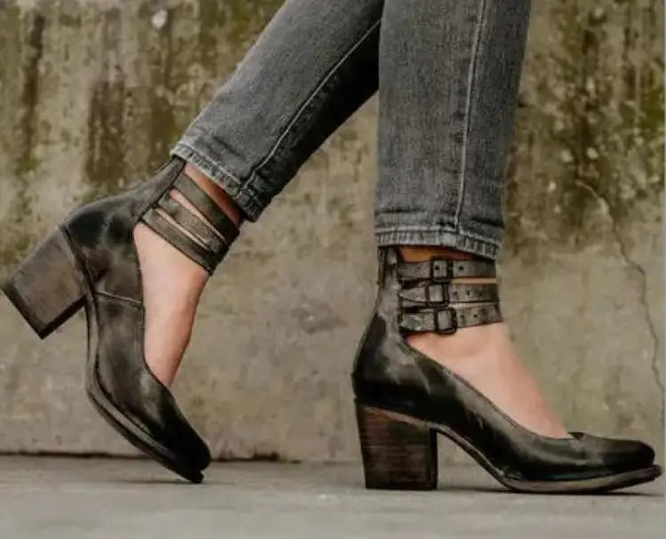 Buckle pointed women sandals in black with ankle strap, stylish women's shoes from Trendy Attic Store01.